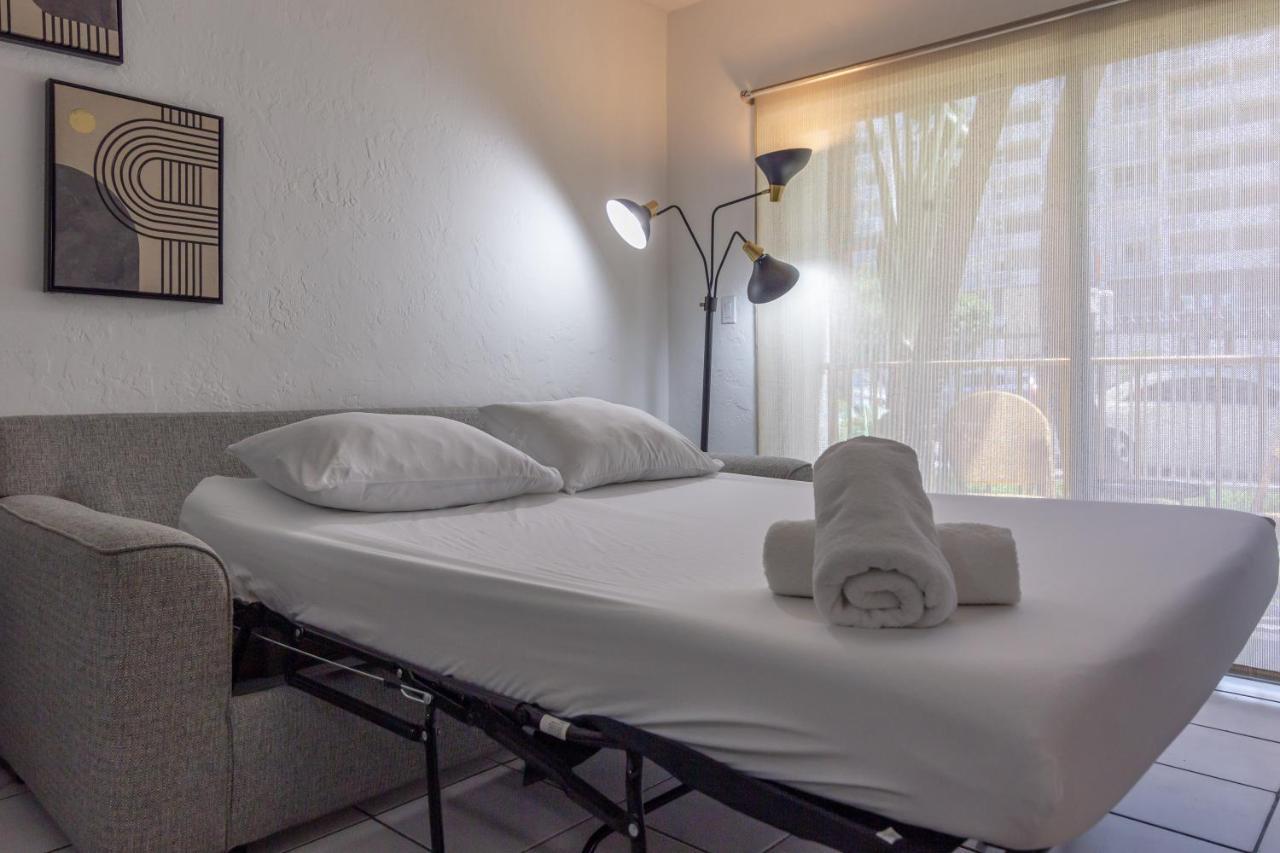 One Bedroom Apartment - With Parking & Balcony - Heart Of Wynwood Miami Extérieur photo